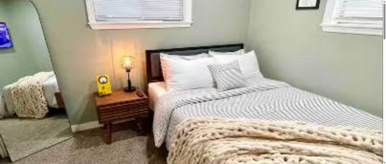Hanford Room