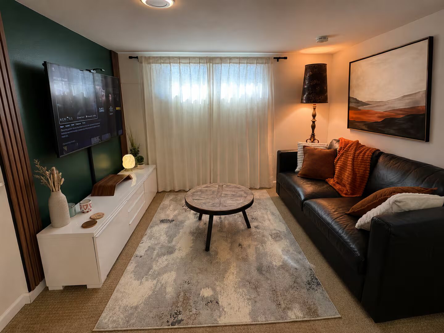 University District - Private Apartment, photo 8 of 20