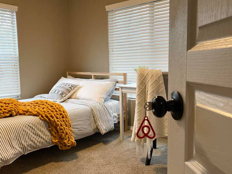 Captain's Quarters