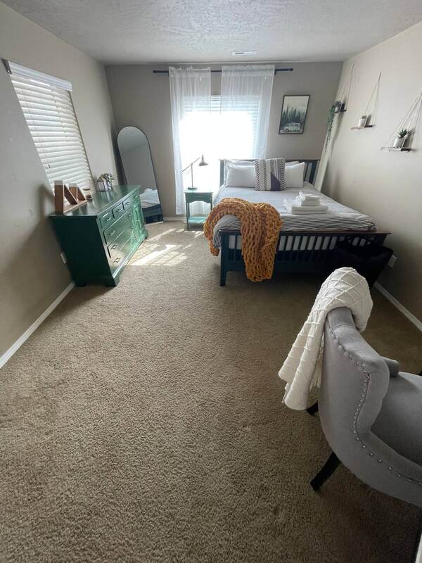 Evergreen Room