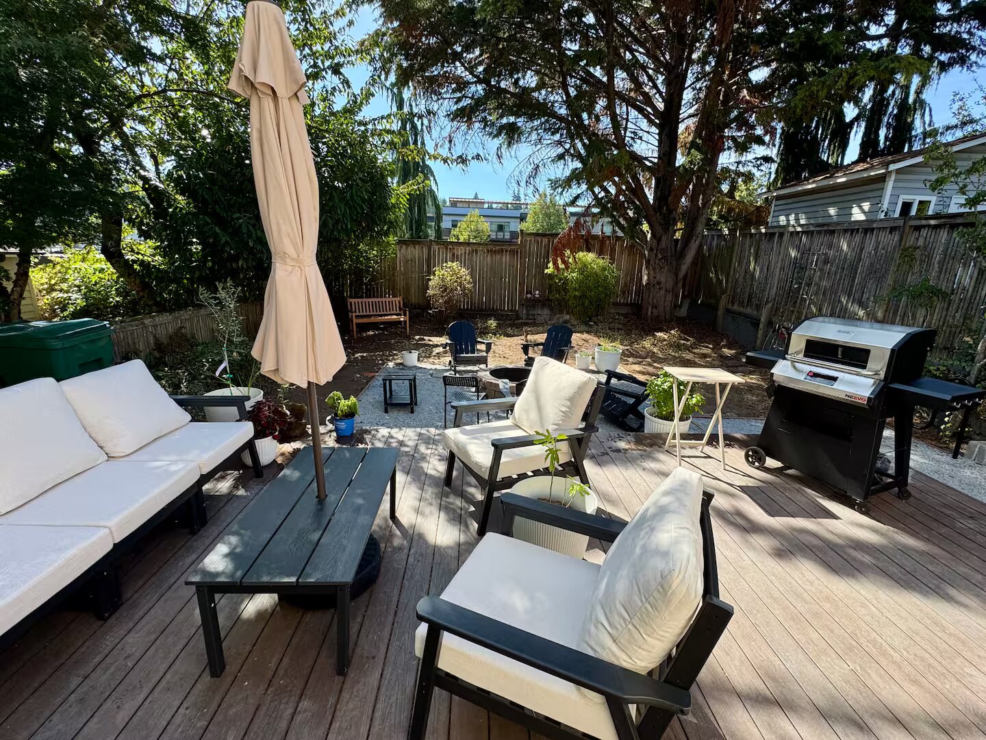 University District - Private Apartment, photo 17 of 20